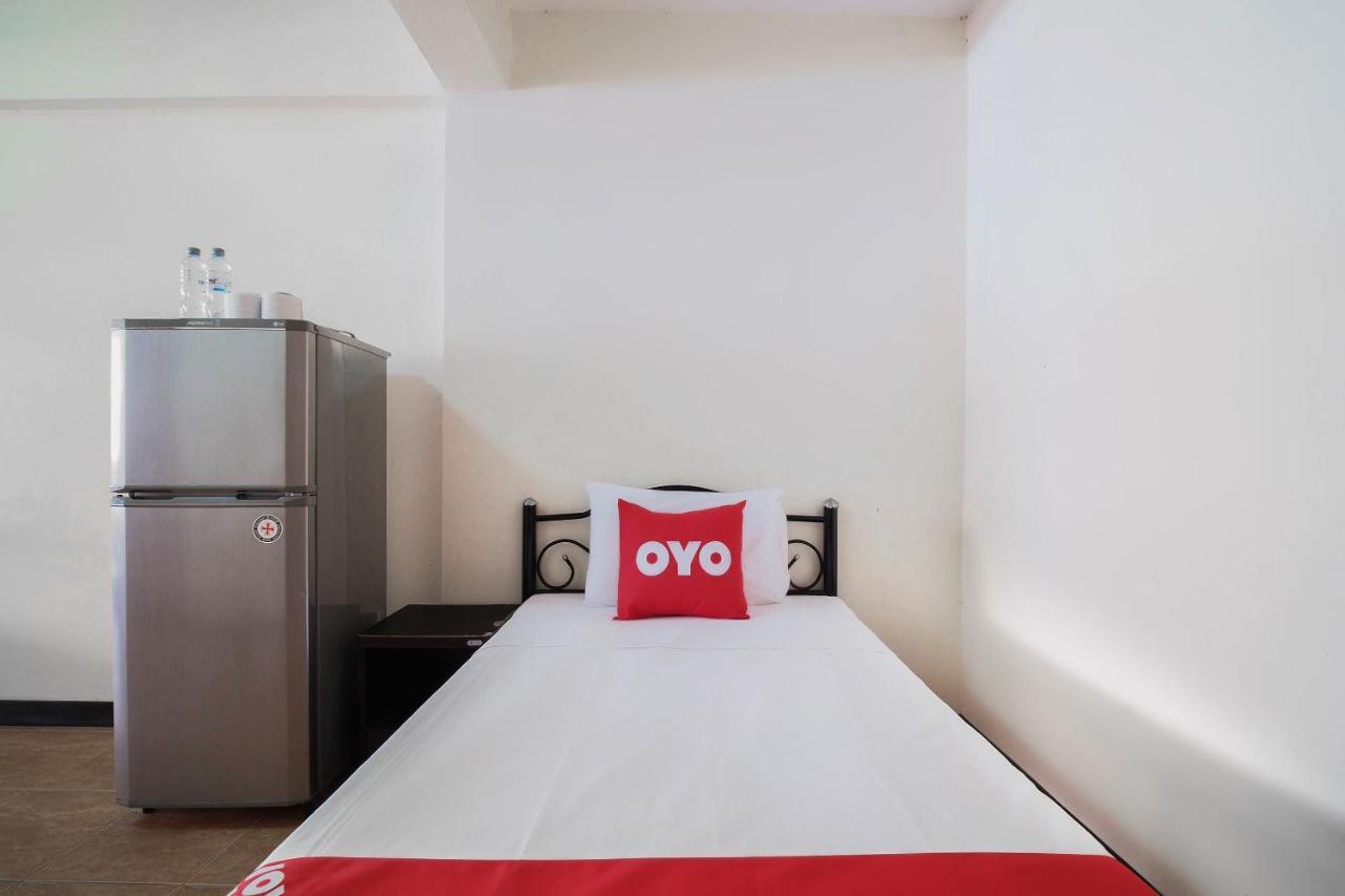 OYO 963 Sunshine Guesthouse Pattaya Eksteriør billede