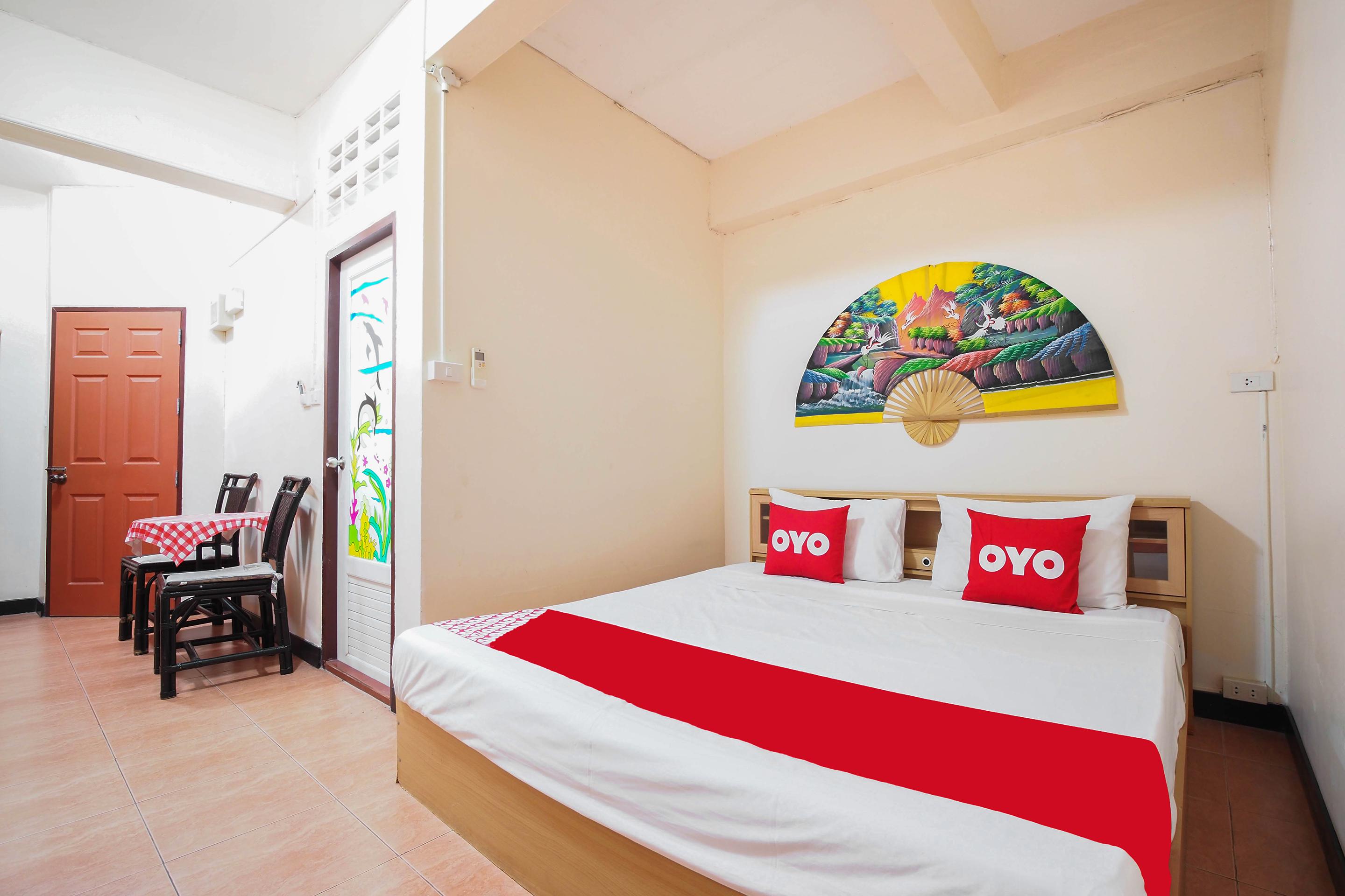 OYO 963 Sunshine Guesthouse Pattaya Eksteriør billede