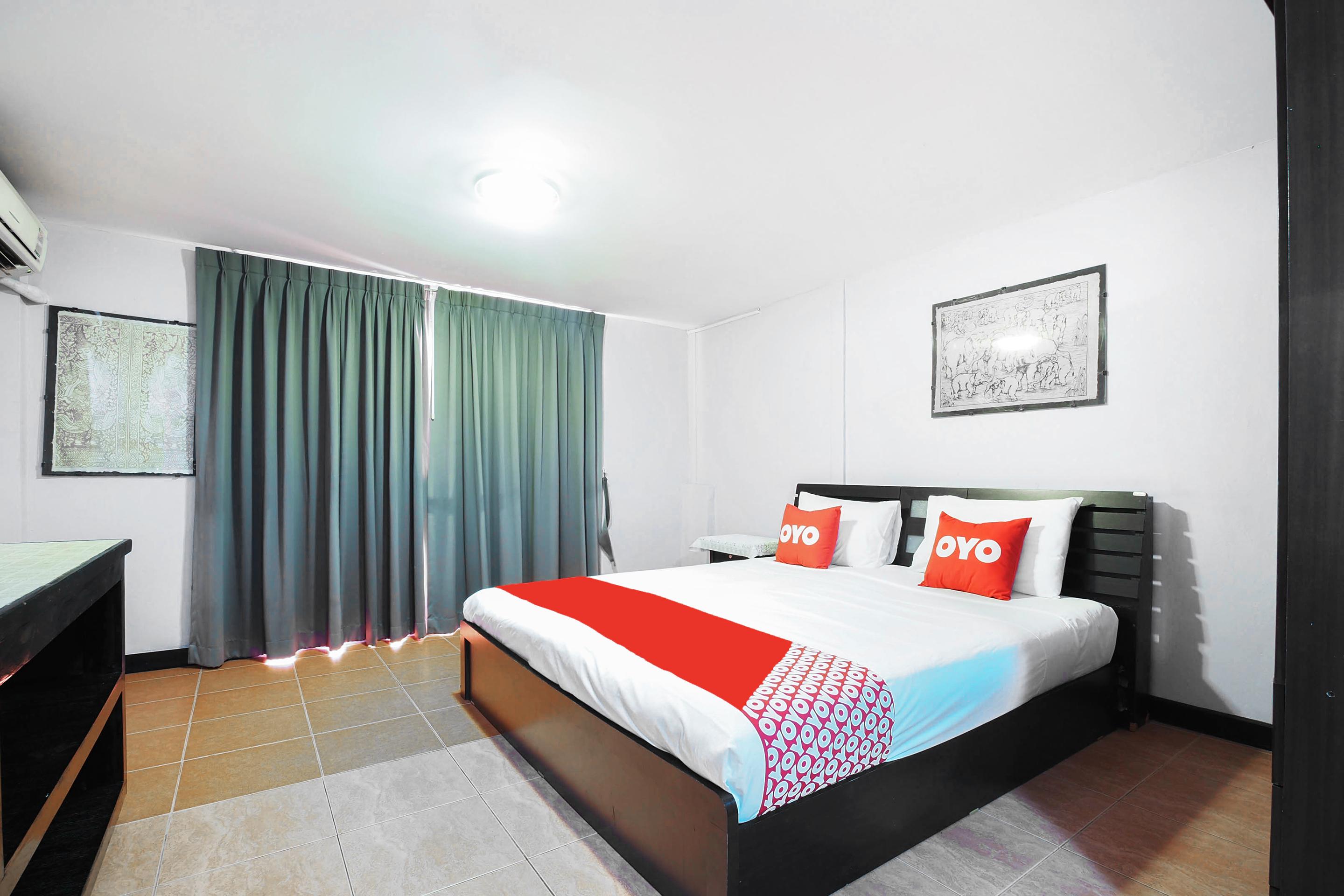 OYO 963 Sunshine Guesthouse Pattaya Eksteriør billede