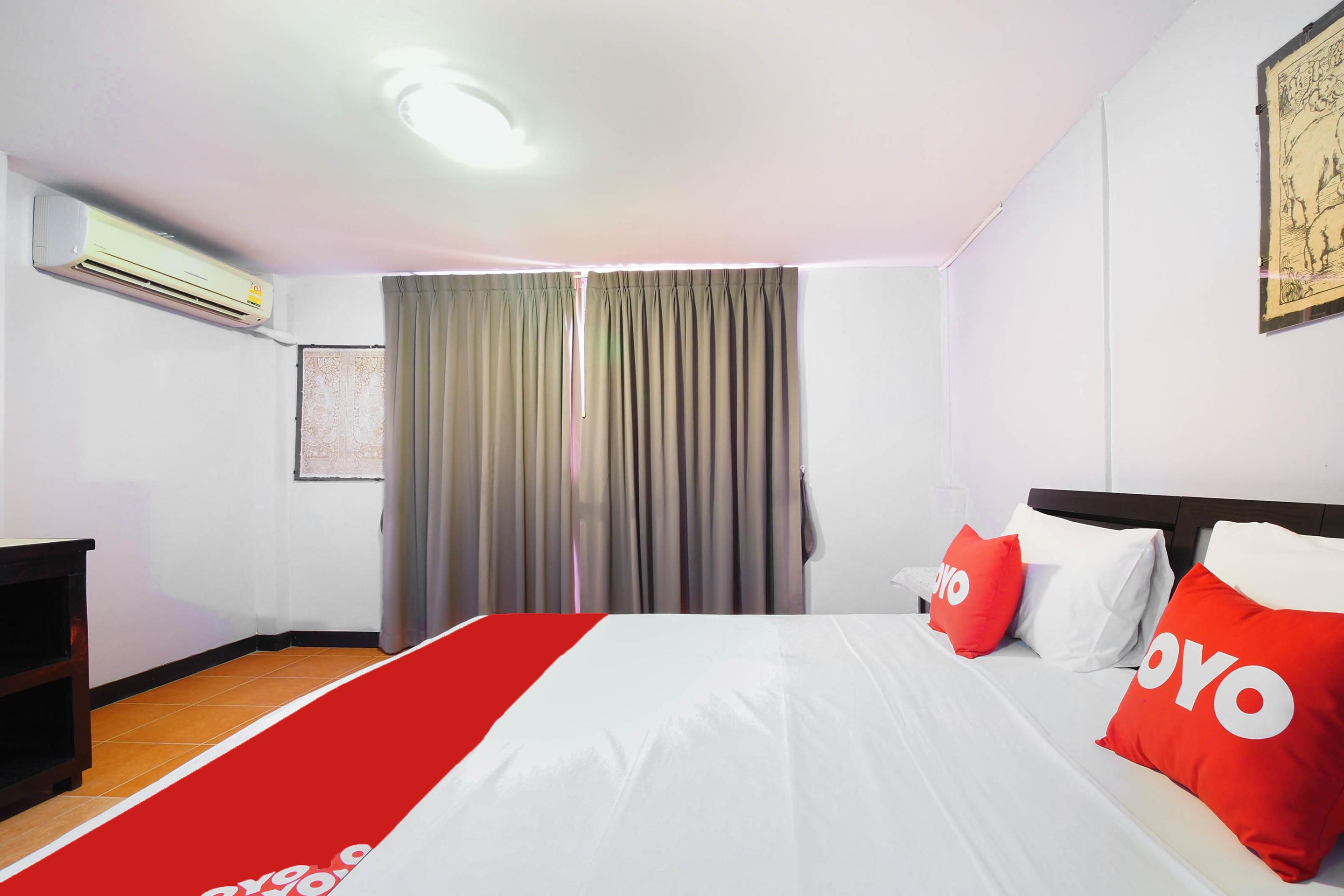 OYO 963 Sunshine Guesthouse Pattaya Eksteriør billede