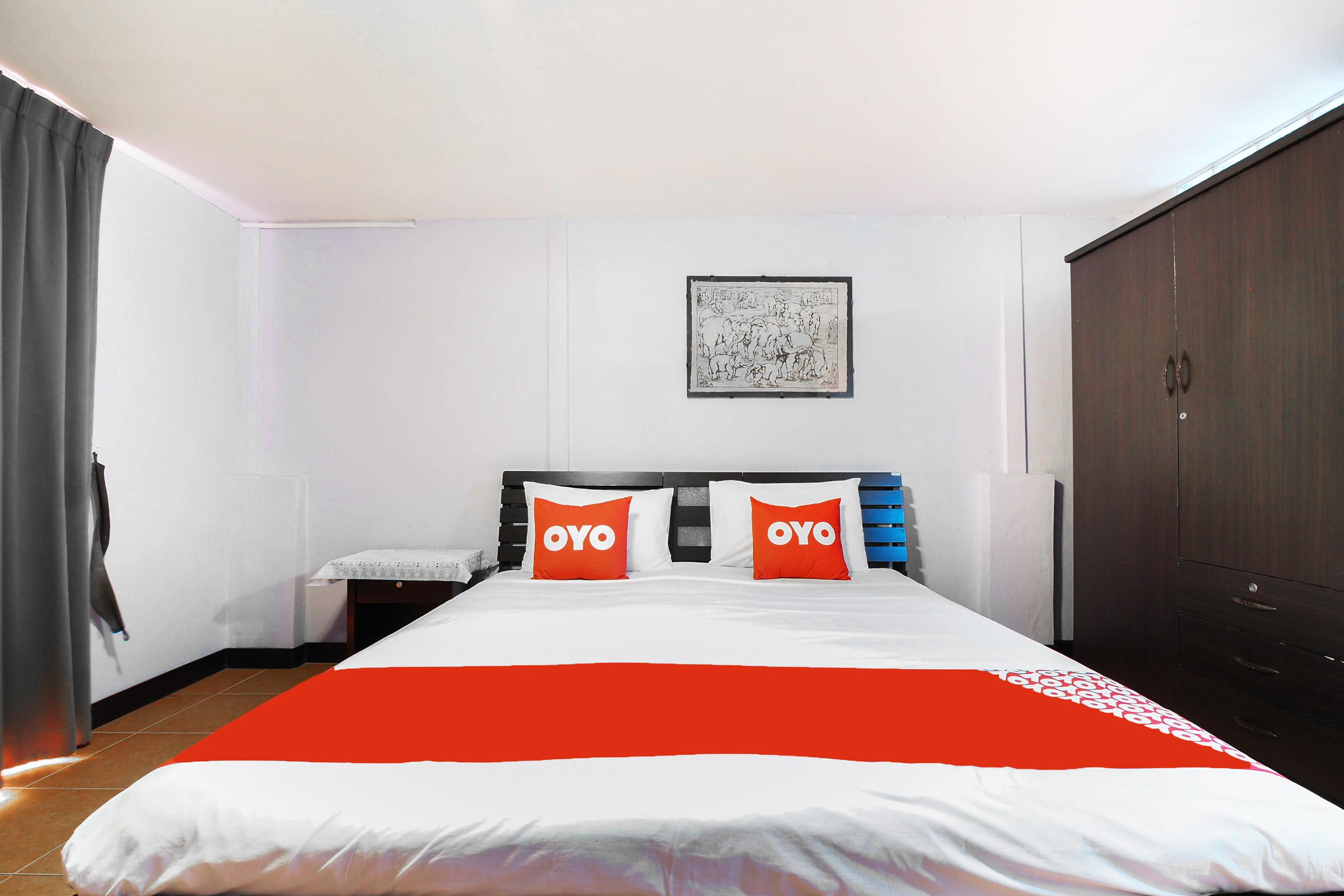 OYO 963 Sunshine Guesthouse Pattaya Eksteriør billede