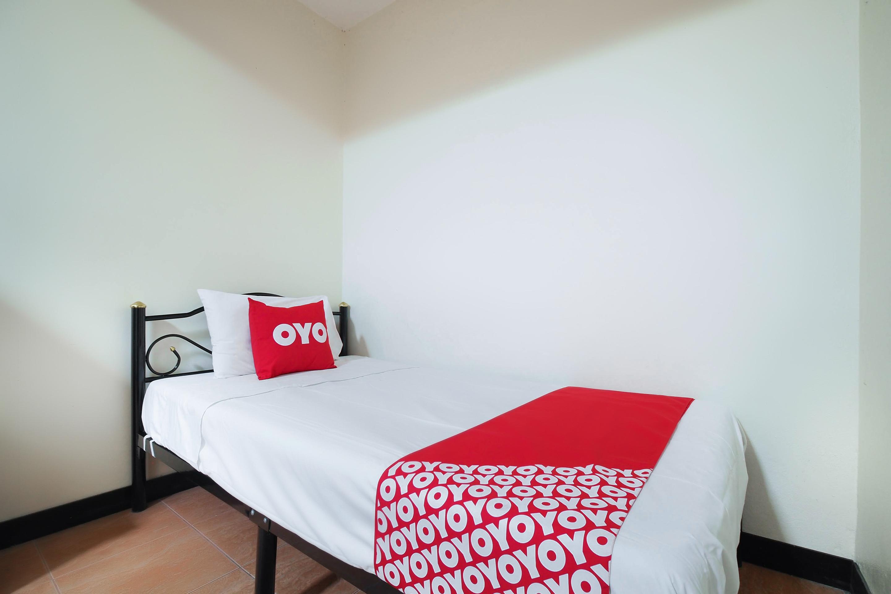 OYO 963 Sunshine Guesthouse Pattaya Eksteriør billede