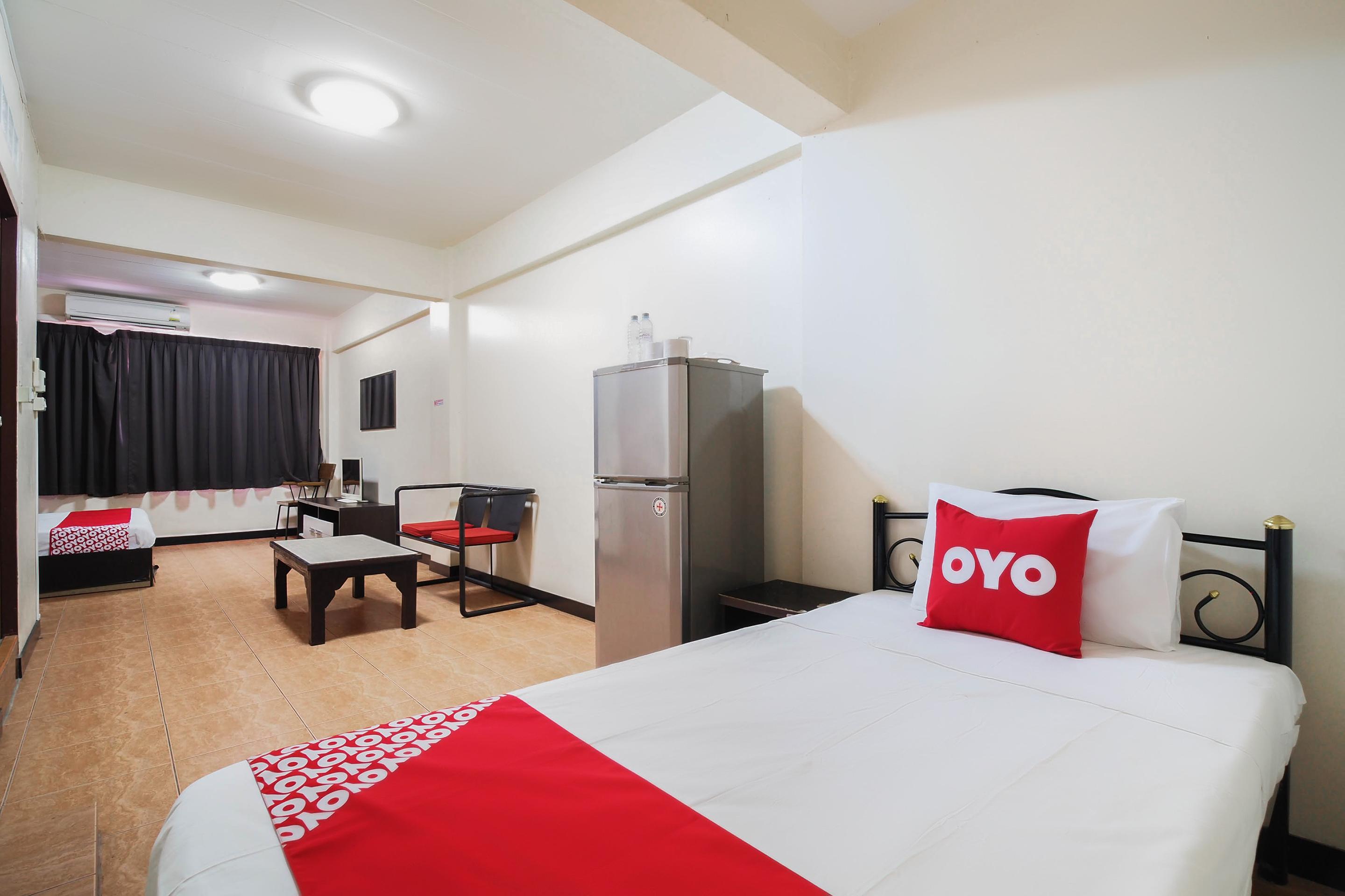 OYO 963 Sunshine Guesthouse Pattaya Eksteriør billede