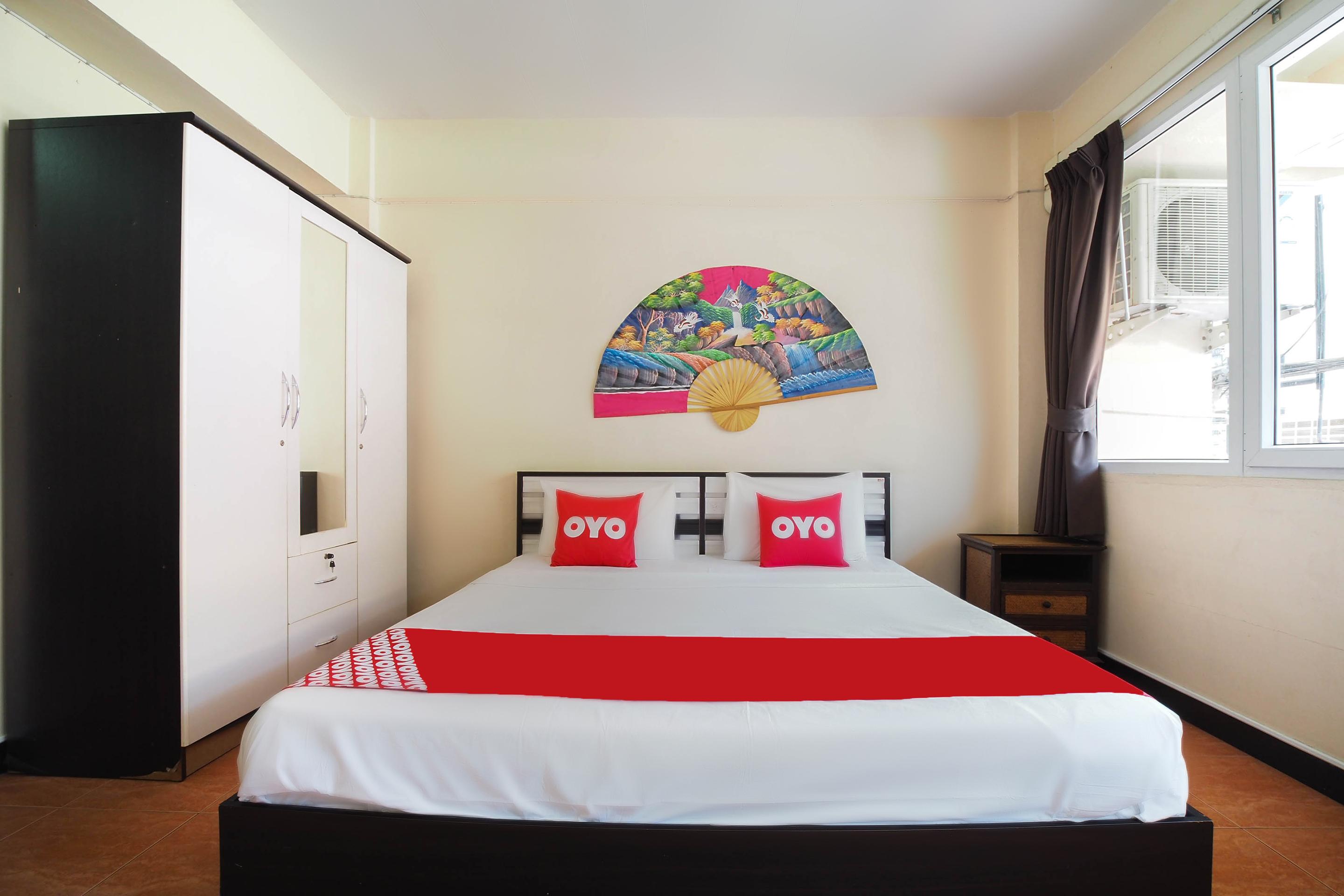 OYO 963 Sunshine Guesthouse Pattaya Eksteriør billede