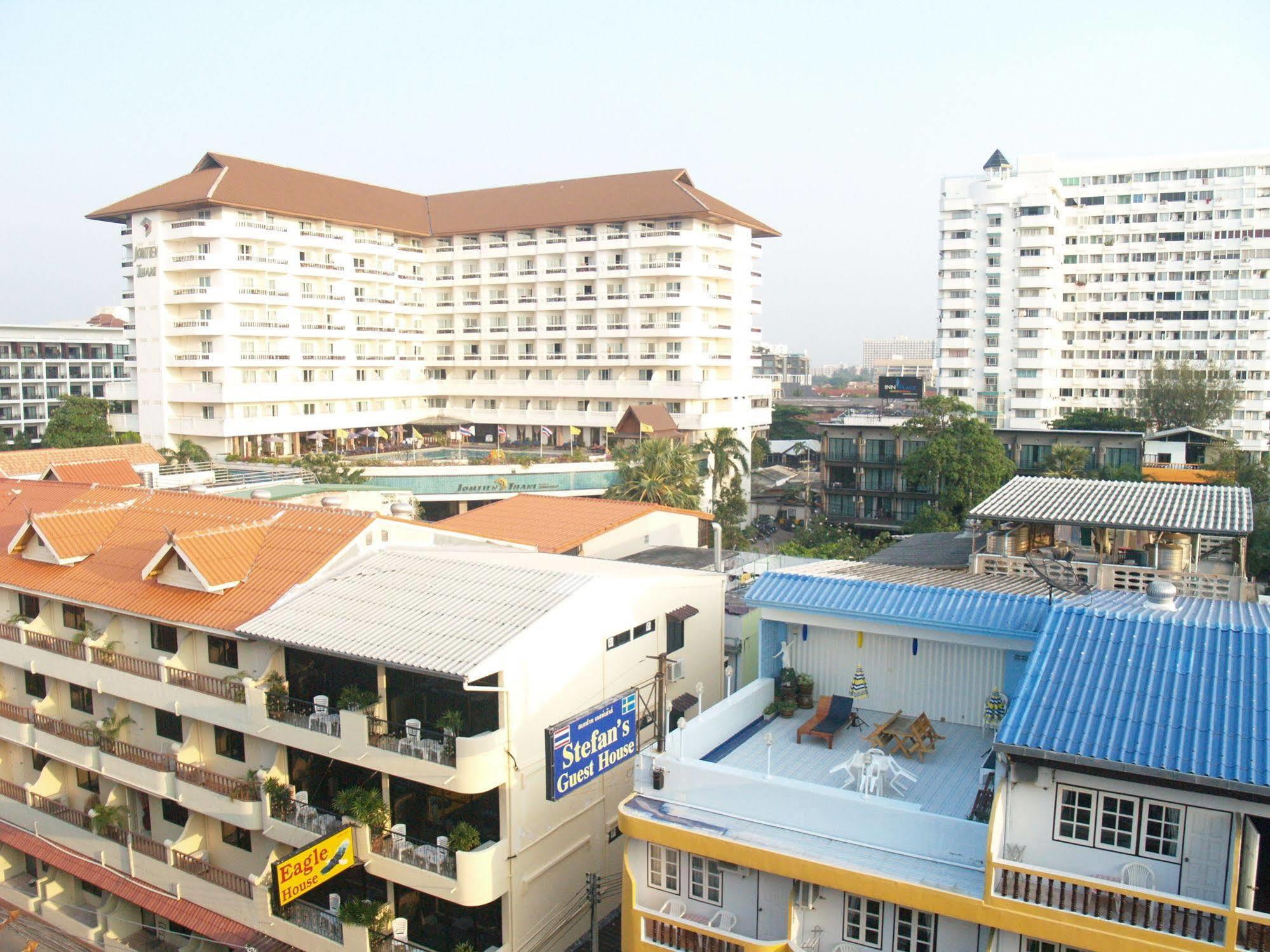 OYO 963 Sunshine Guesthouse Pattaya Eksteriør billede